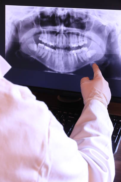 Best Mobile Emergency Dentist in Mked Tree, AR